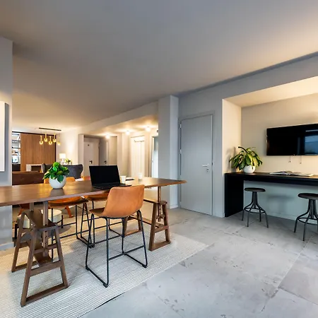 Отель Homie Римини