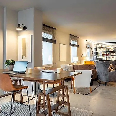 Homie Hotel 3*