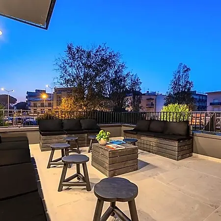 Homie Hotel 3*